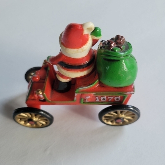 Hallmark RARE vintage ornament, here comes santa 1979, pre-owned - Picture 3 of 11